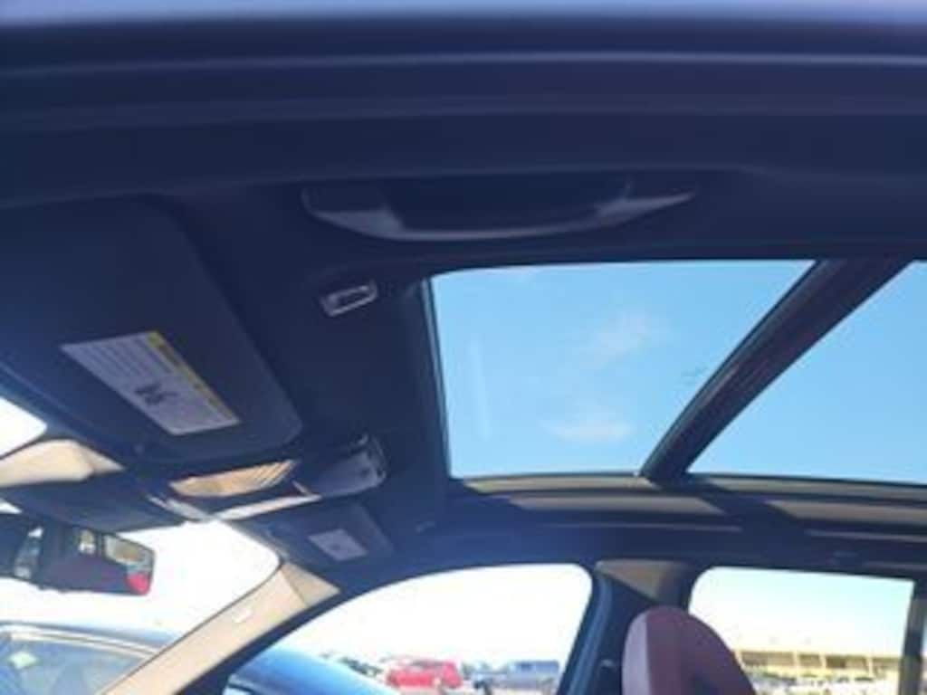 Used 2023 BMW X3 XDrive40i M Sport Package/Tacora Red Perforated/Premium Package/Shadowline Package SUV