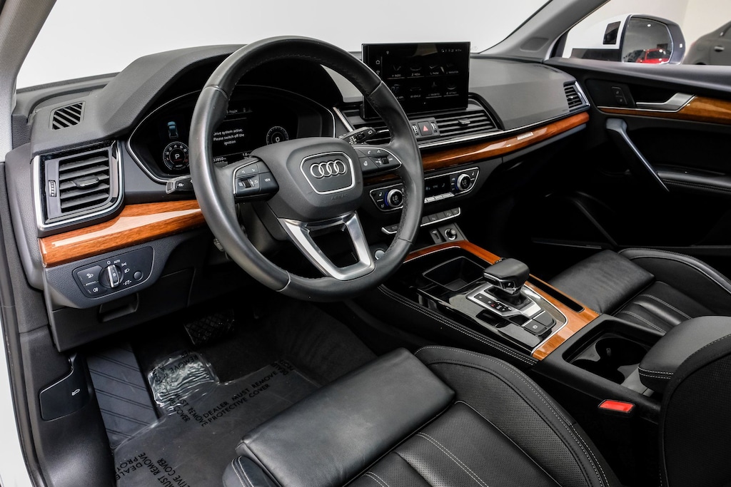 Used 2023 Audi Q5 45 S line Premium Plus Package/Navigation Package/Warm Weather Package SUV