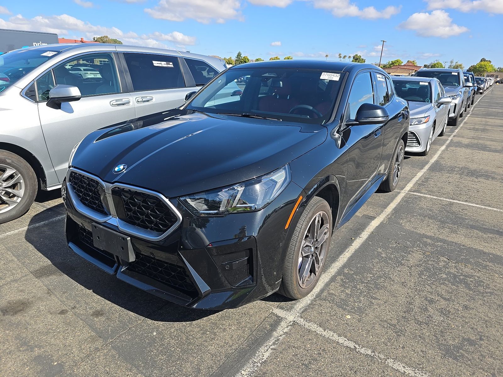 2025 BMW X2 xDrive28i's photo