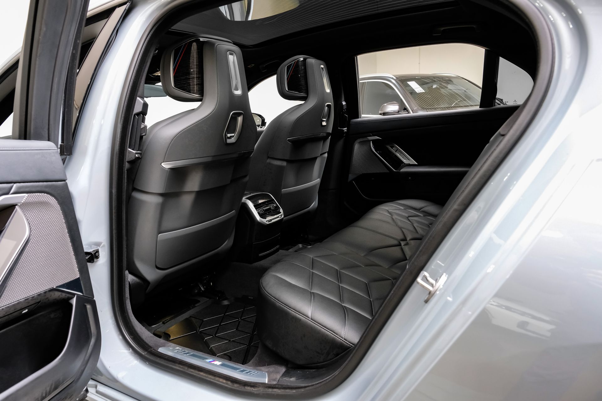 2023 BMW 7 Series 740i - Photo 39