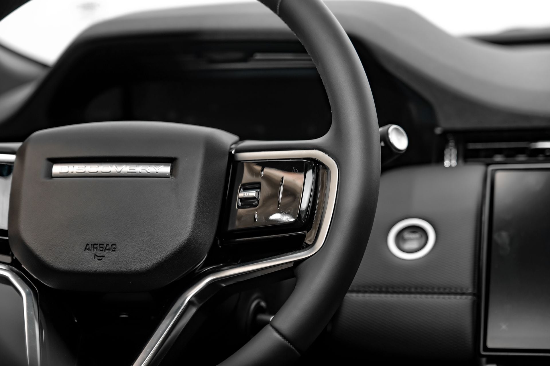 2024 Land Rover Discovery Sport Dynamic SE - Photo 23