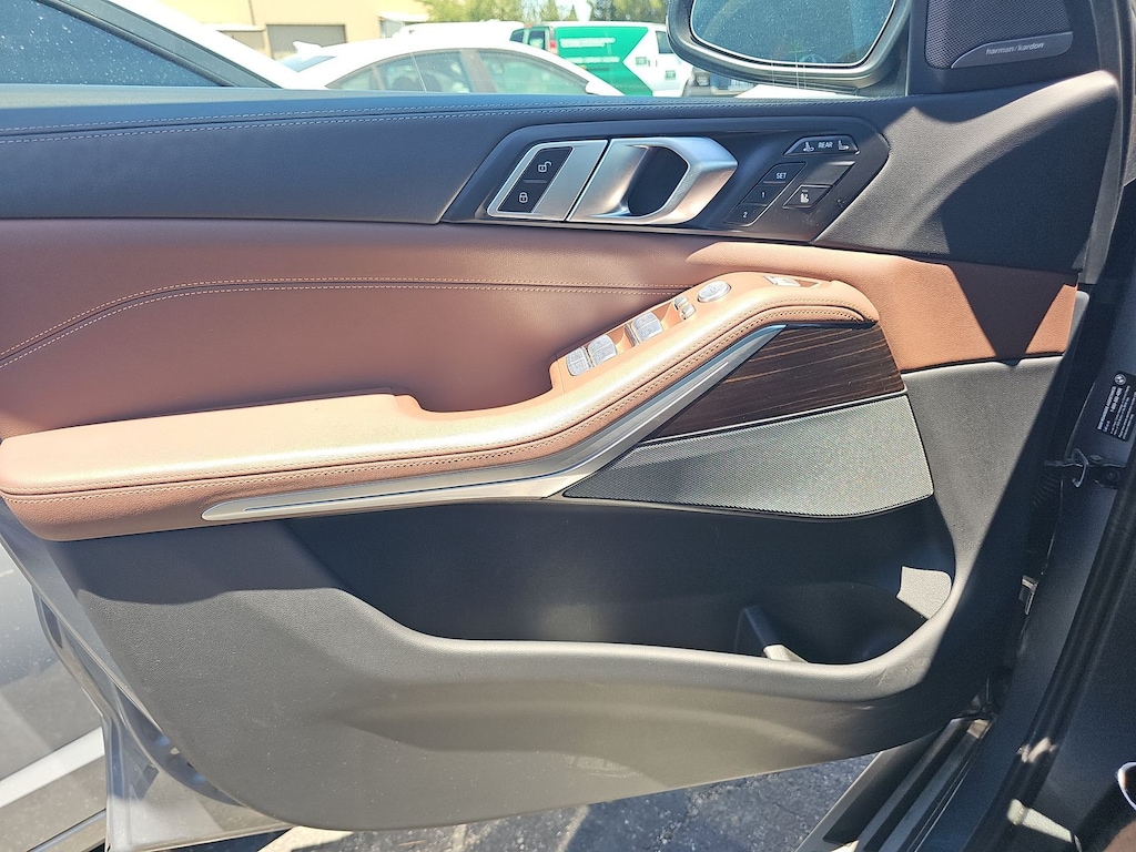 Used 2025 BMW X7 xDrive40i Premium Package/Coffe Interior/Climate Comfort Package/Parking Assistance Package/Connect Package Pro SUV