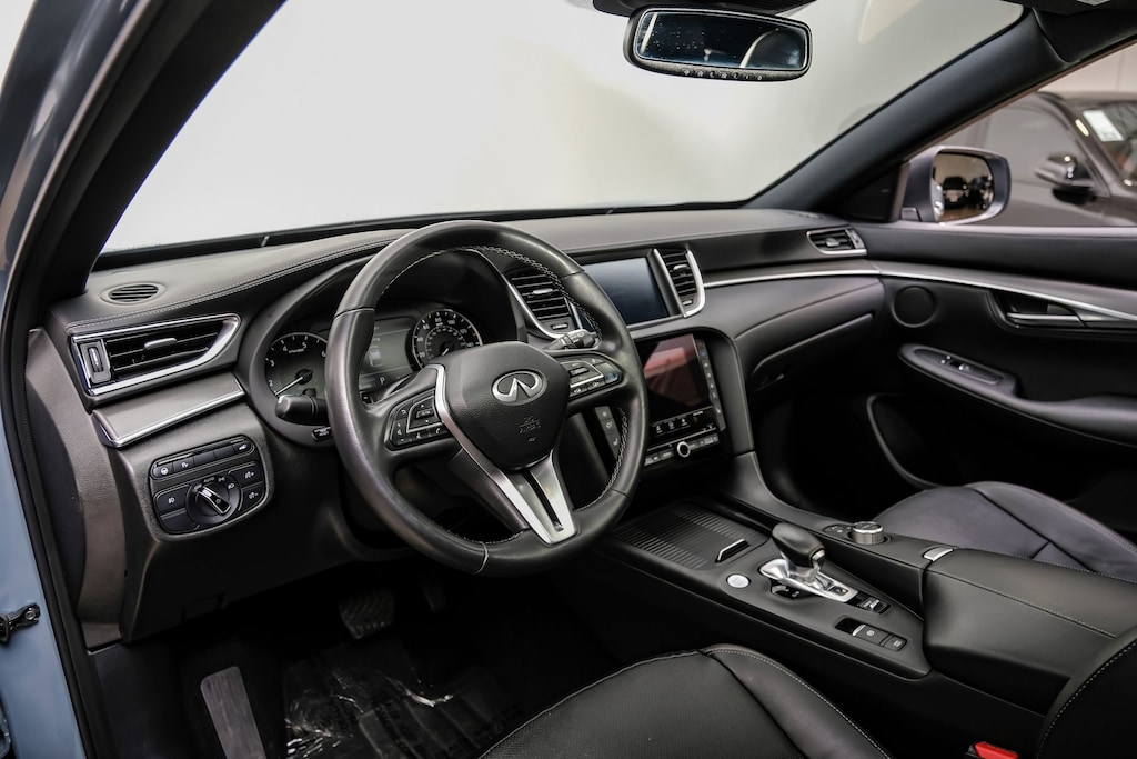 Used 2023 INFINITI QX55 LUXE Package/Cargo Package SUV