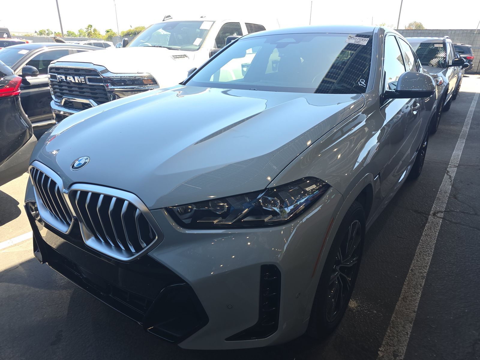 2025 BMW X6 xDrive40i's photo