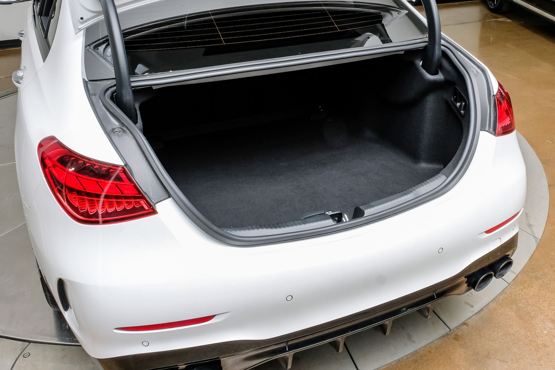 2025 Mercedes-Benz C-Class Sedan AMG C43 - Photo 52