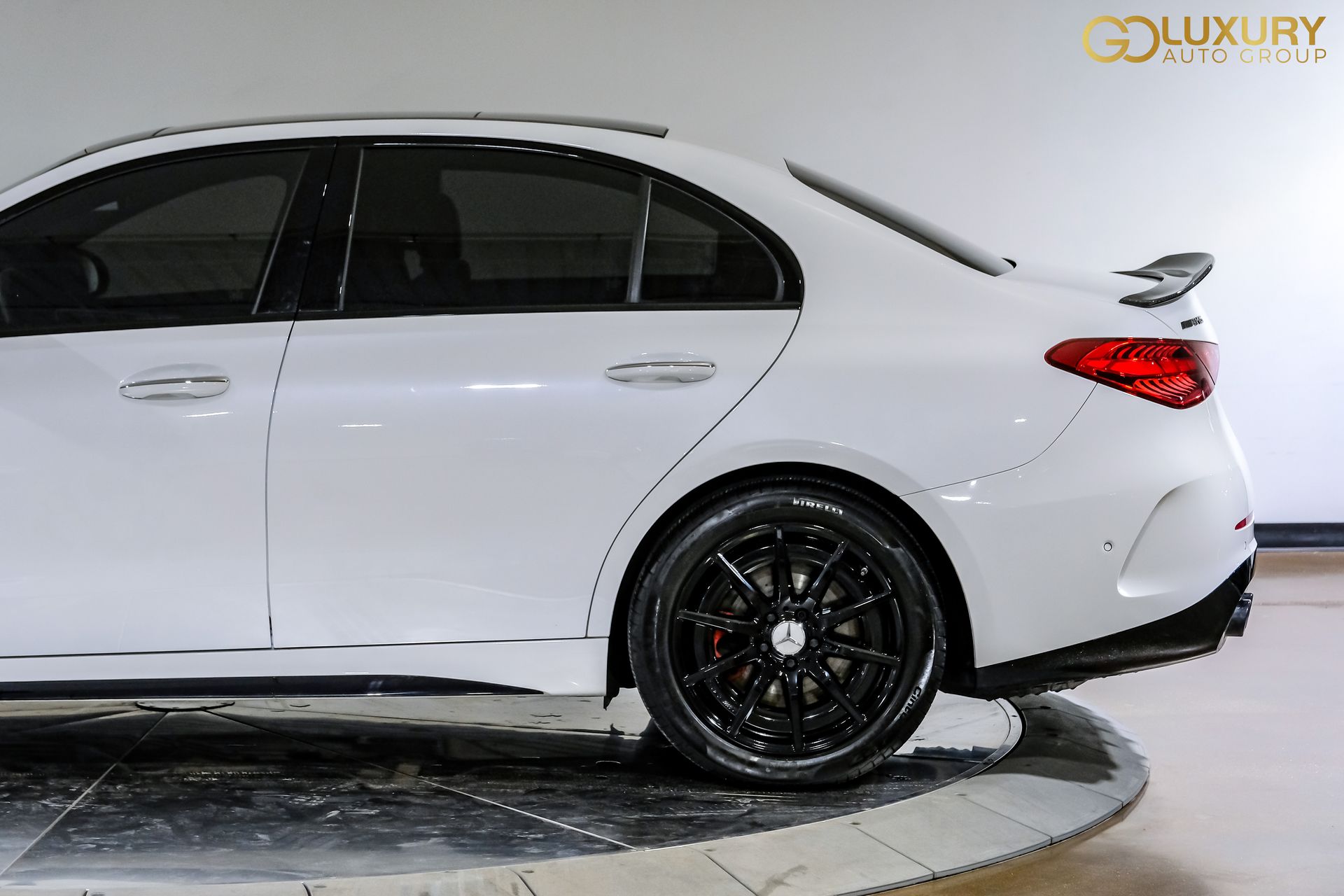 2025 Mercedes-Benz C-Class Sedan AMG C43 - Photo 15