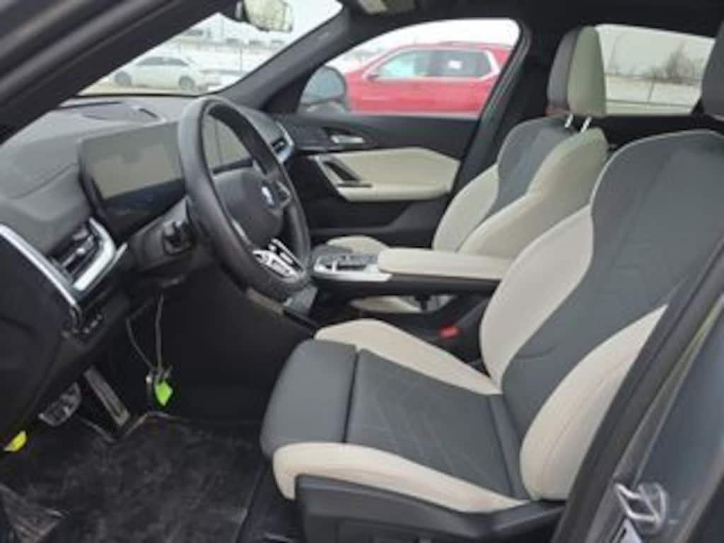 Used 2025 BMW X2 xDrive28i M Sport Package/Convenience Package/19" M Dual-Spoke Bicolor 871 SUV