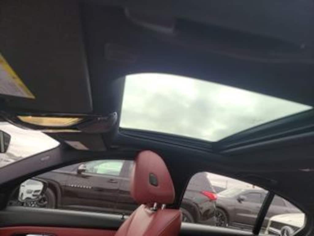 Used 2023 BMW 330i xDrive M Sport Package/Convenience Package/Shadowline Package/Driving Assistance Package/19" X 8" M Double-Spoke Jet Black Wheels Sedan