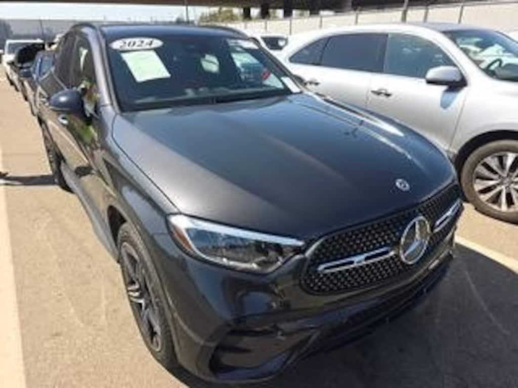 Used 2024 Mercedes-Benz GLC 300 AMG Line Package/AMG Power Red/Black Leather/Night Package/20” AMG 5-Spoke Wheels w/ Black Accents SUV