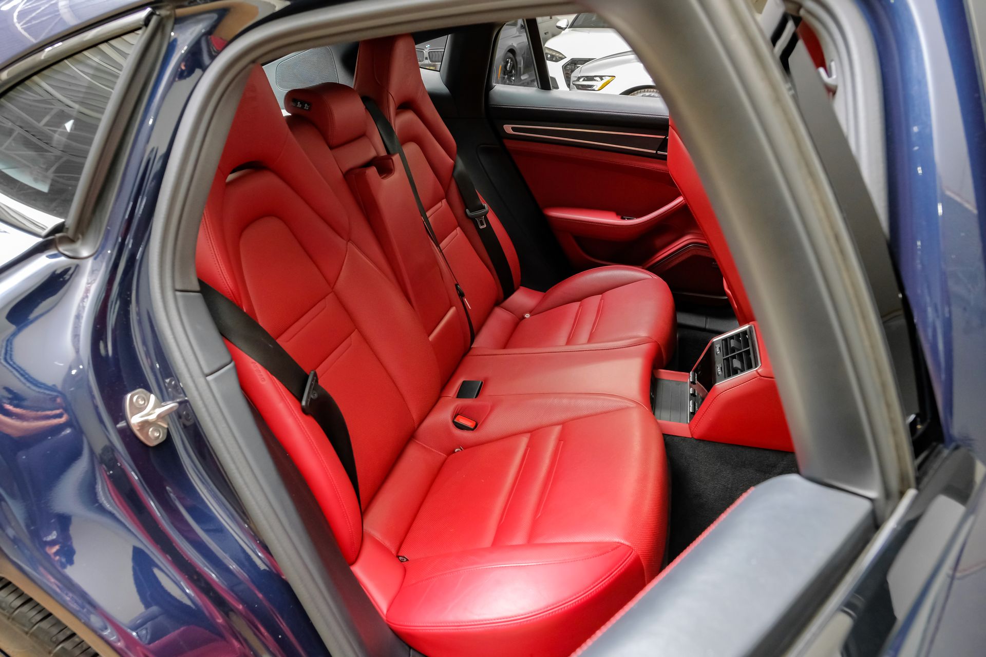2023 Porsche Panamera Platinum Edition - Photo 38
