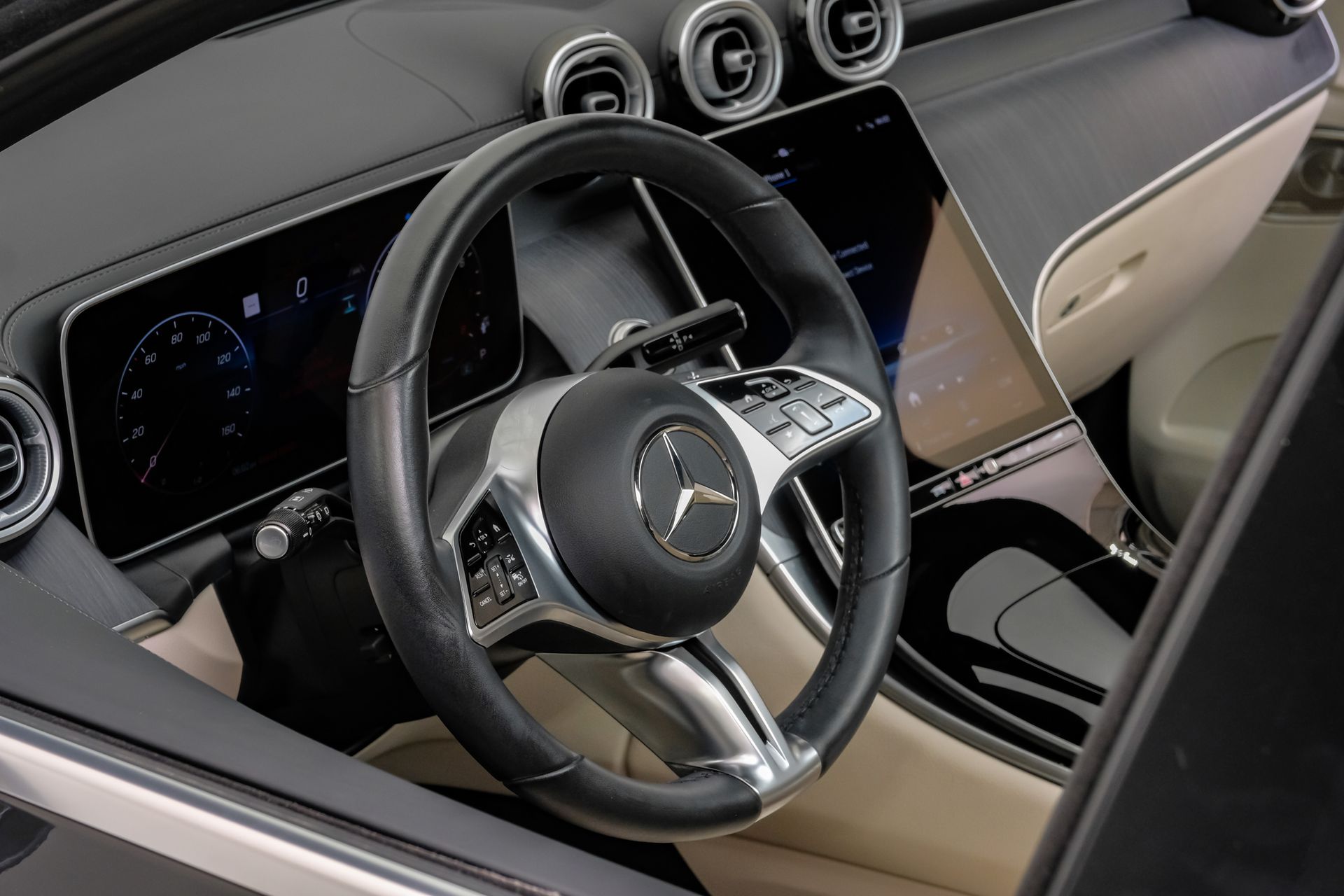 2025 Mercedes-Benz GLC Base - Photo 20