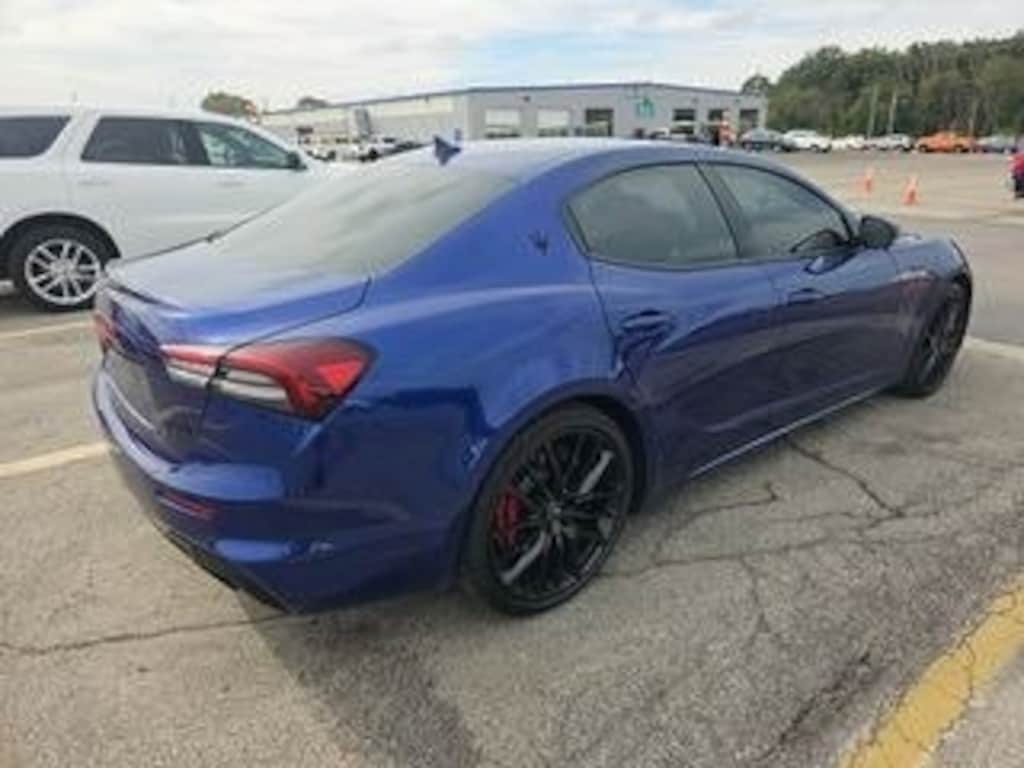 Used 2022 Maserati Ghibli Modena Q4 Sportivo Package/Nerissimo Package/ Comfort and Convenience Package/21" Gloss Black Forged Titano Wheels Sedan