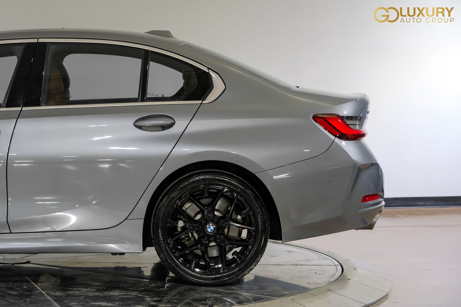 2025 BMW 3 Series 330i | CarEdge | CarEdge