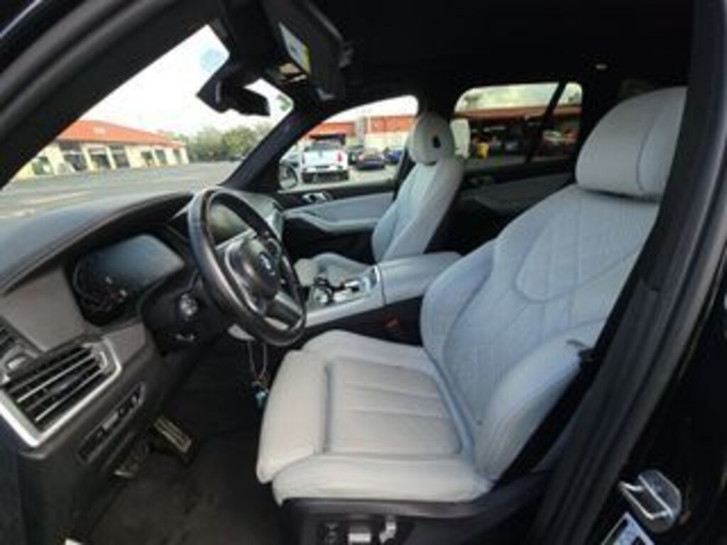 Used 2023 BMW X5 xDrive40i M Sport Package/Silverstone/22" X 9.5" Front and 22" X 10.5" Rear Black Wheels SUV