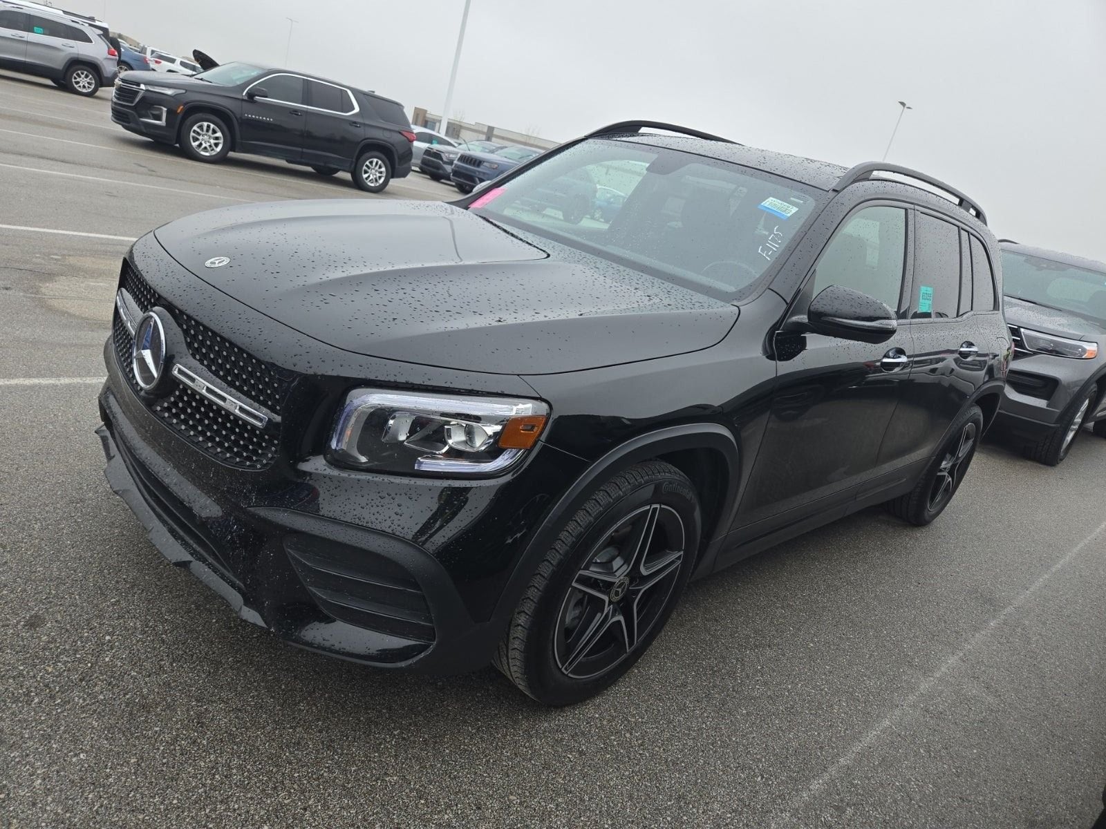 2023 Mercedes-Benz GLB Base's photo