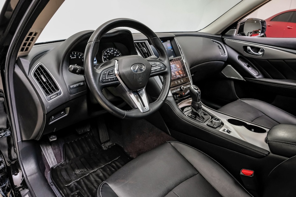 Used 2024 INFINITI Q50 LUXE/Cargo Package/Rear Usb Charging Port/Splash Guard Sedan