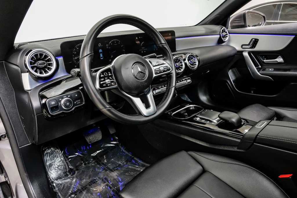 Used 2023 Mercedes-Benz CLA 250 Premium Package/Parking Assistance Package/18" Mutli-Spoke Wheels Coupe