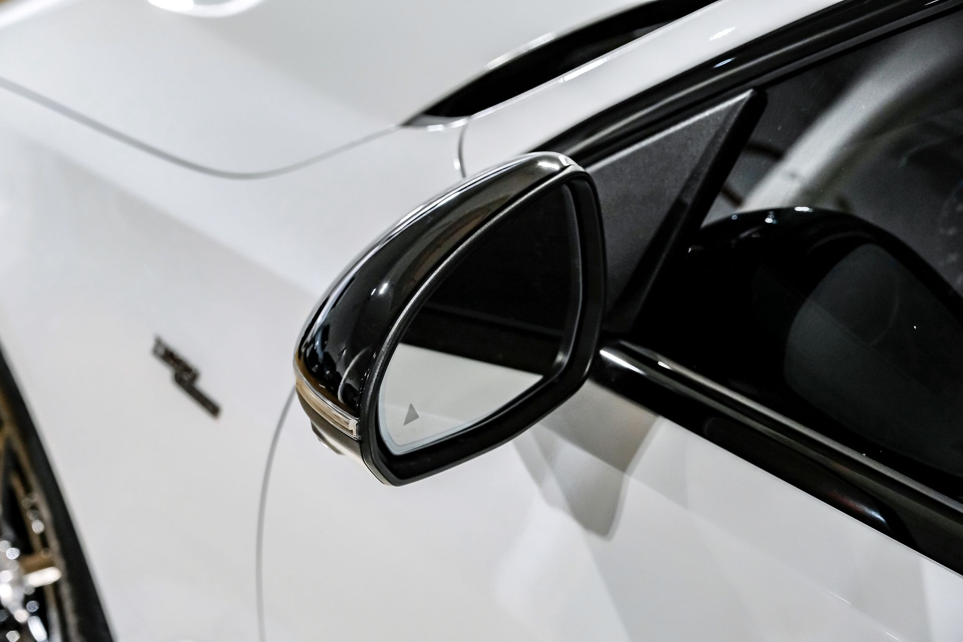 2025 Mercedes-Benz C-Class Sedan AMG C43 - Photo 39