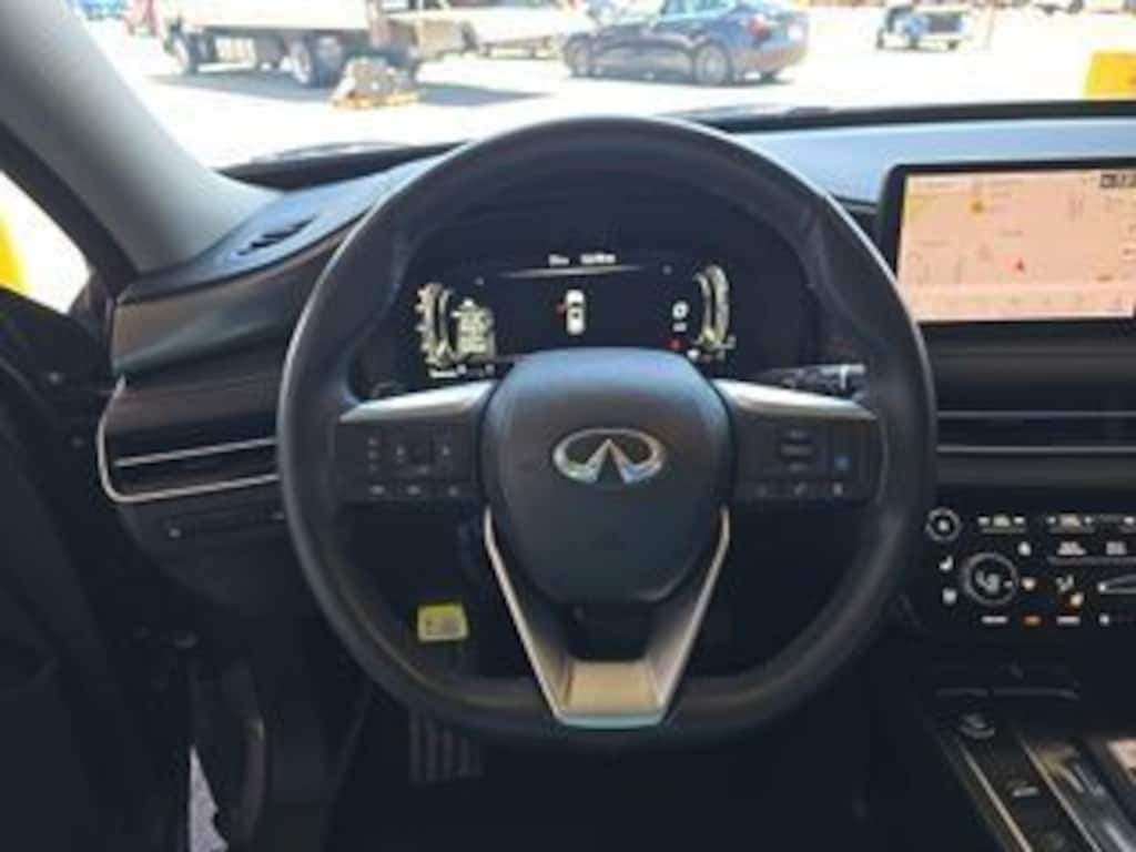 Used 2023 INFINITI QX60 LUXE SUV