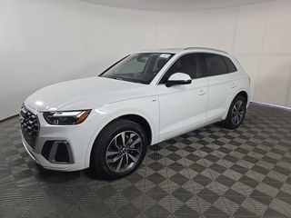 2023 Audi Q5 45 Premium Plus's photo