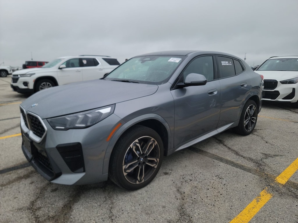 Used 2026 BMW X2 XDRIVE28I M Sport Package/Atlas Grey/Smoke White Bicolor/Convenience Package/19" M Dual-Spoke Bicolor 871M Wheels with All Season Tires SUV