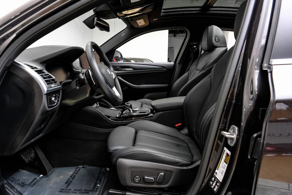 Used 2025 BMW X4 xDrive30i Premium Package/Parking Assistance Package/19" Y-Spoke Ferric Grey 693 Wh SUV