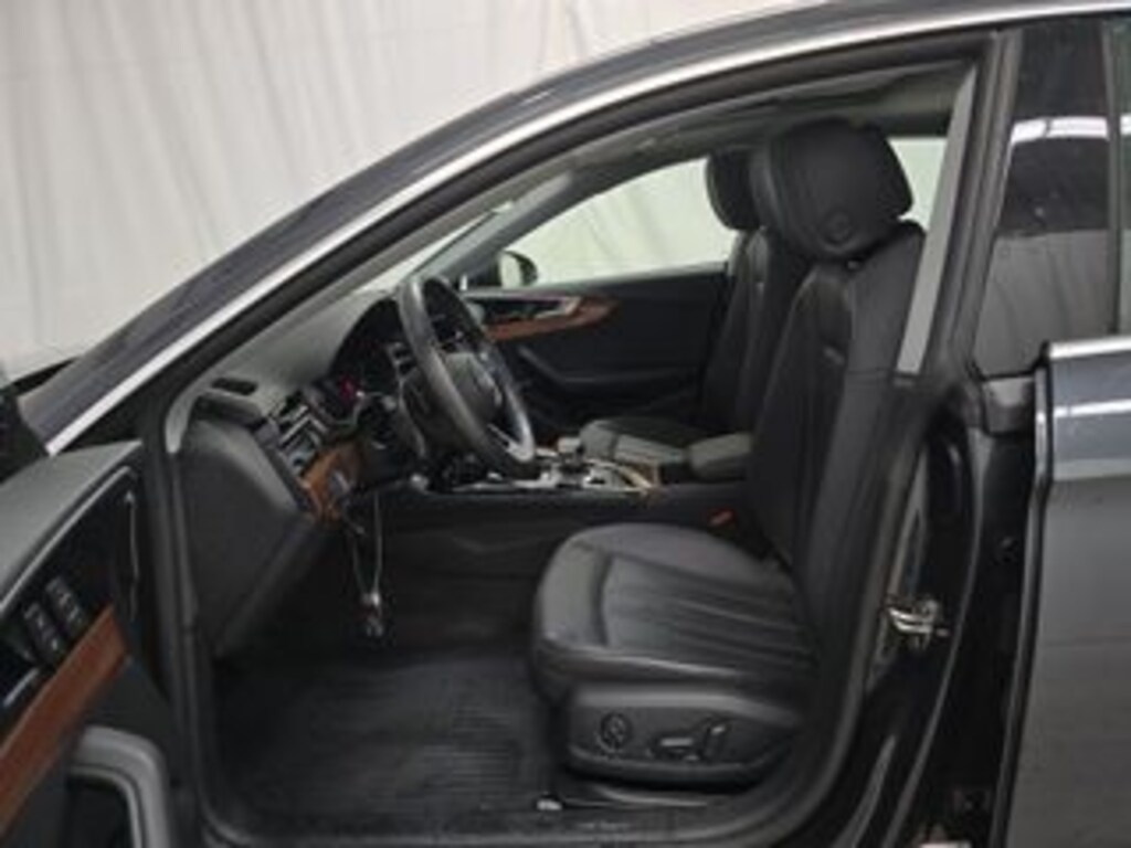 Used 2023 Audi A5 Sportback 40 TFSI Convenience Package/Heated Steering Wheel Sportback