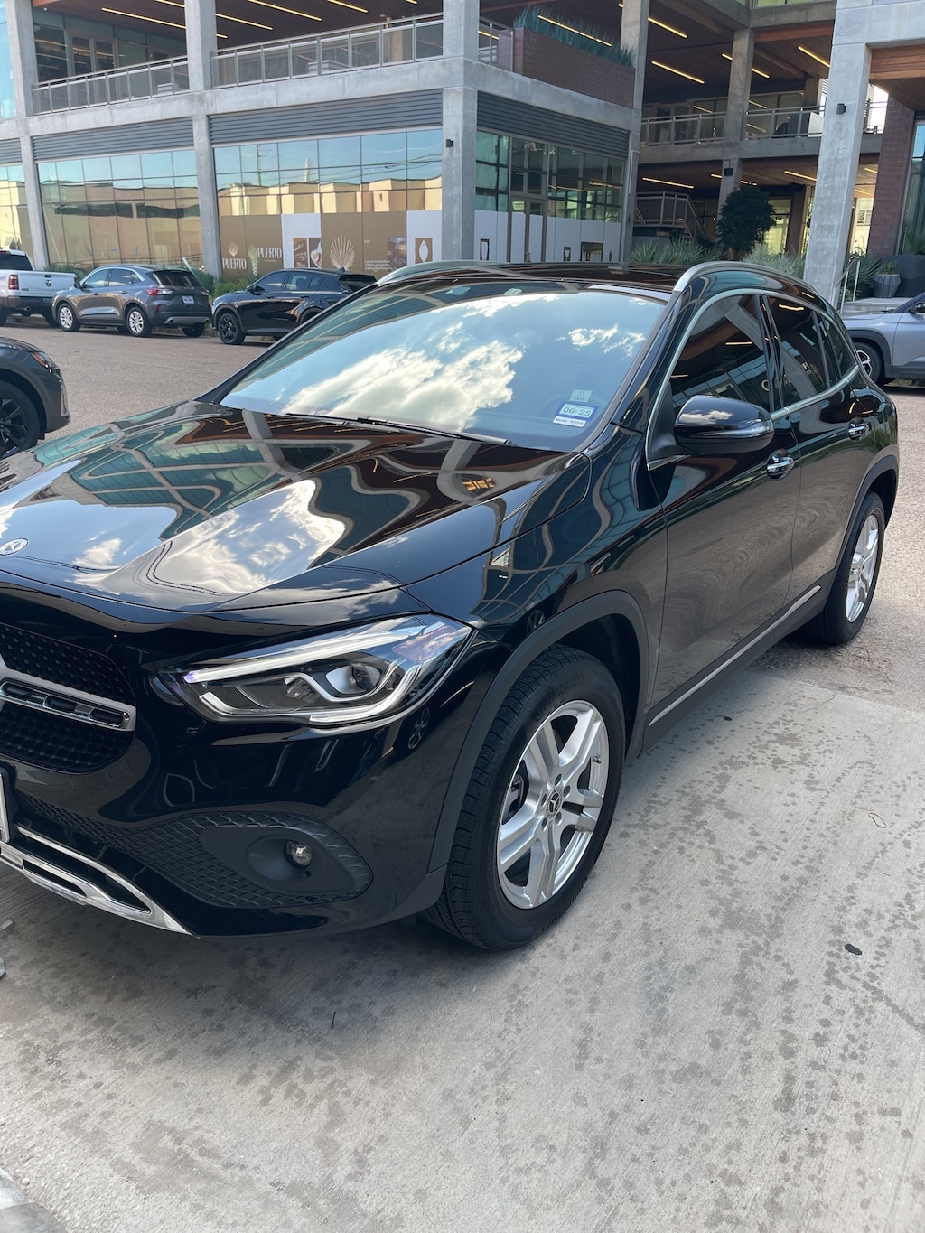 Used 2023 Mercedes-Benz GLA 250 Premium Package/Panorama Sunroof/18" 5-Spoke Wheels SUV