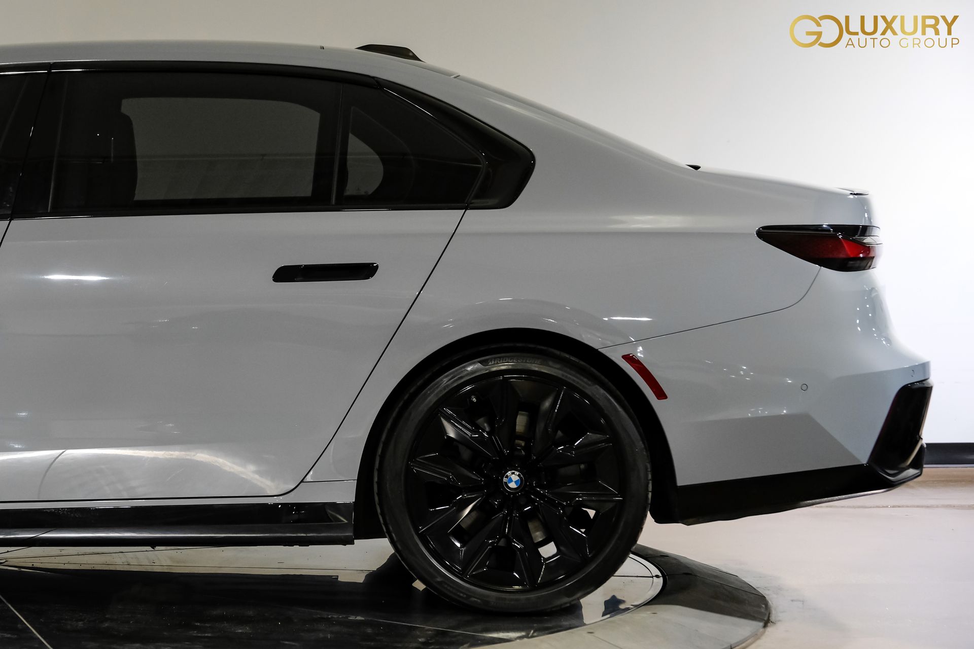 2023 BMW 7 Series 740i - Photo 15
