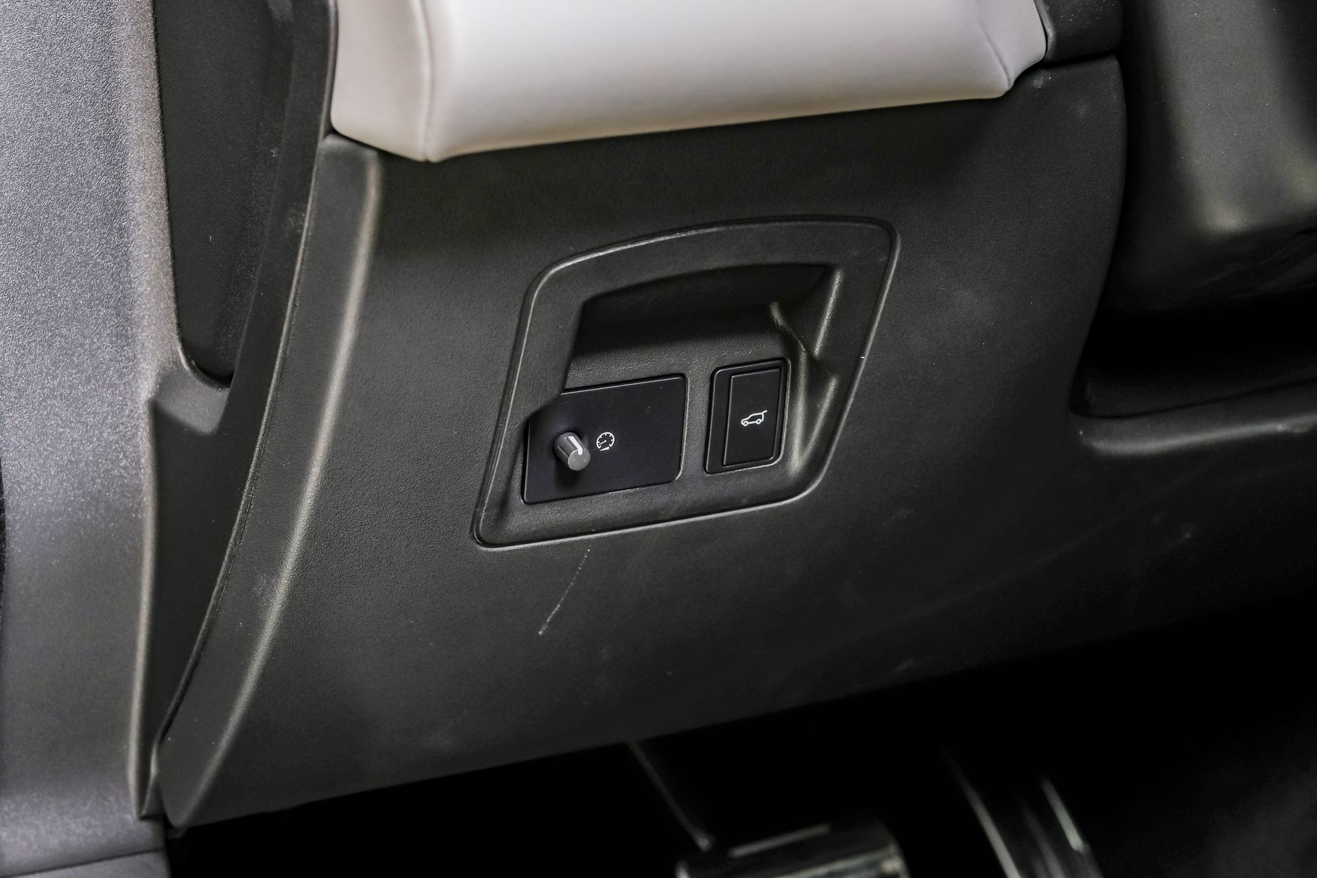 2024 Land Rover Range Rover Velar Dynamic SE - Photo 32