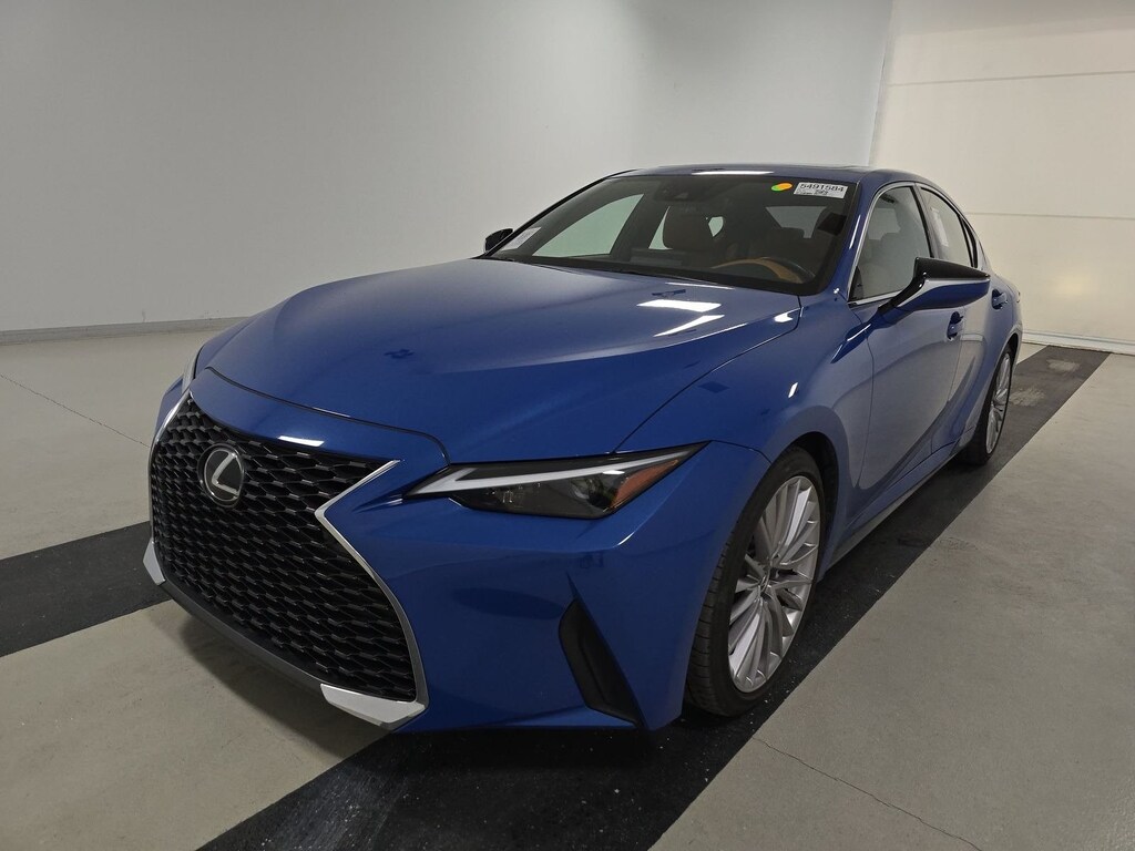Used 2023 Lexus IS 300 Premium Package/Intuitive Parking Assist with Auto Braking/19" Alloy Wheels/Heated & Ventilated Front Sedan