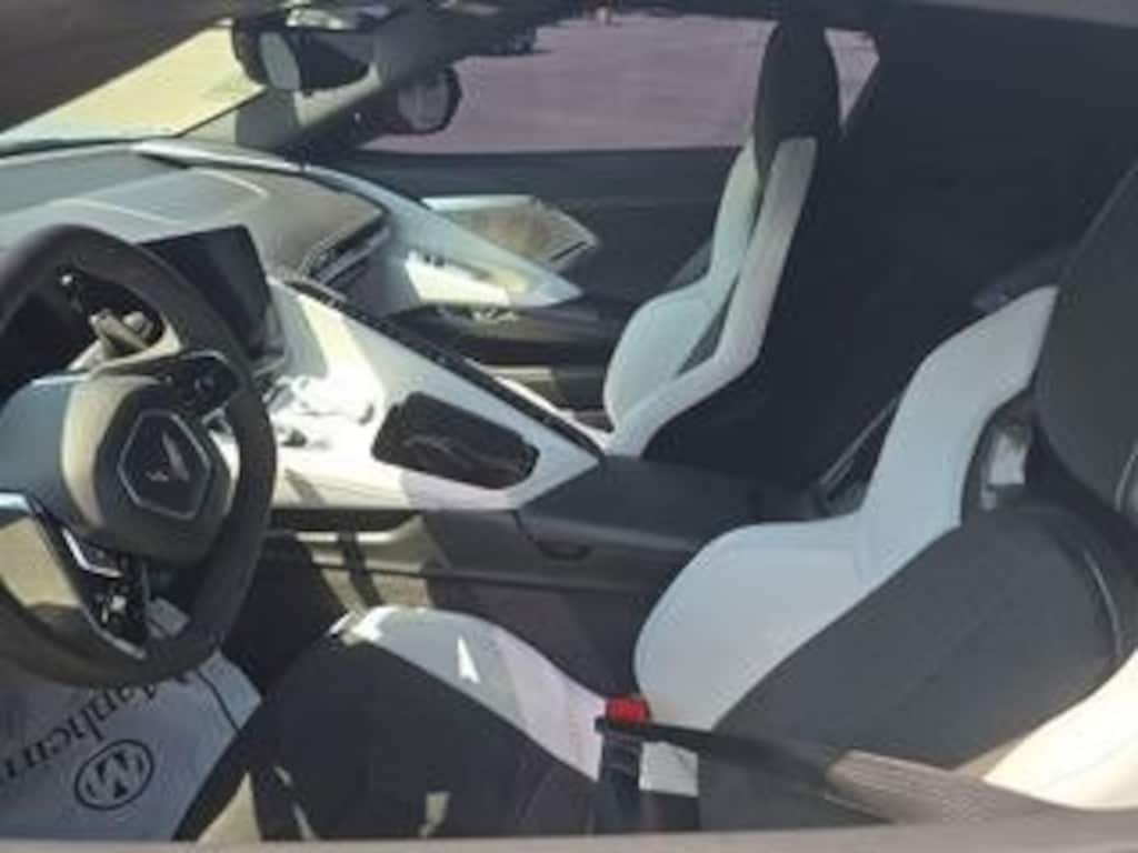 Used 2024 Chevrolet Corvette Stingray w/2LT Front Lift Adjustment Height Memory/Gt2 Bucket Seats/20'' Spoke Wheels Coupe