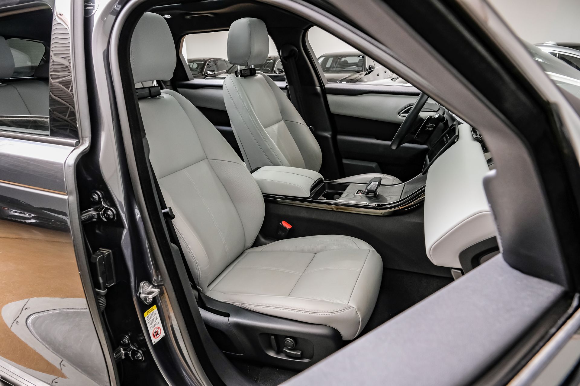 2024 Land Rover Range Rover Velar Dynamic SE - Photo 38