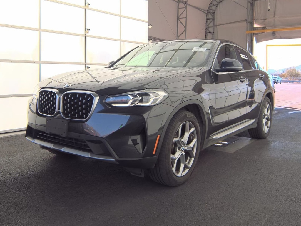 Used 2025 BMW X4 xDrive30i/Premium Package/Tabora Red Leather/Parking Assistance Package/19" Y-Spoke Ferric Grey 693 Wh/Ambient Lighting SUV
