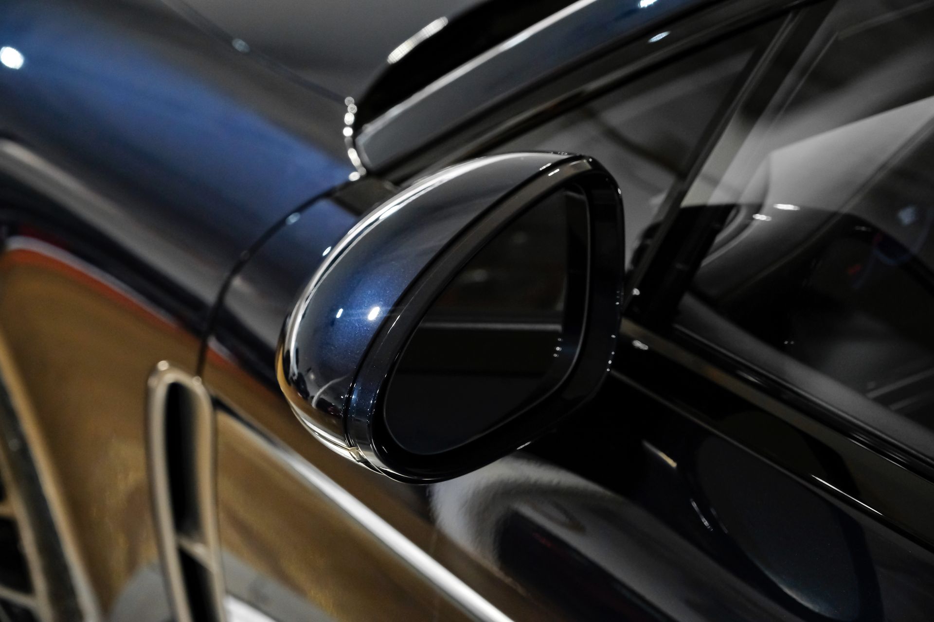 2023 Porsche Panamera Platinum Edition - Photo 44