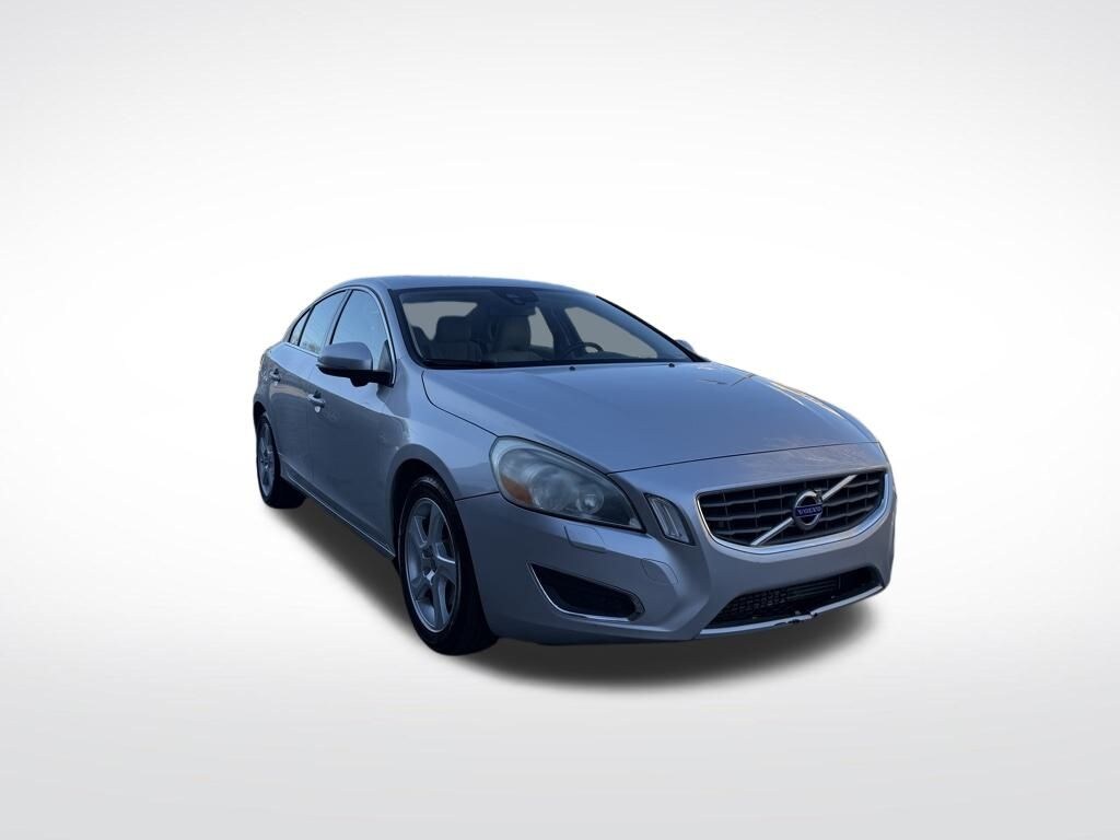 Used 2012 Volvo S60 T5 Sedan