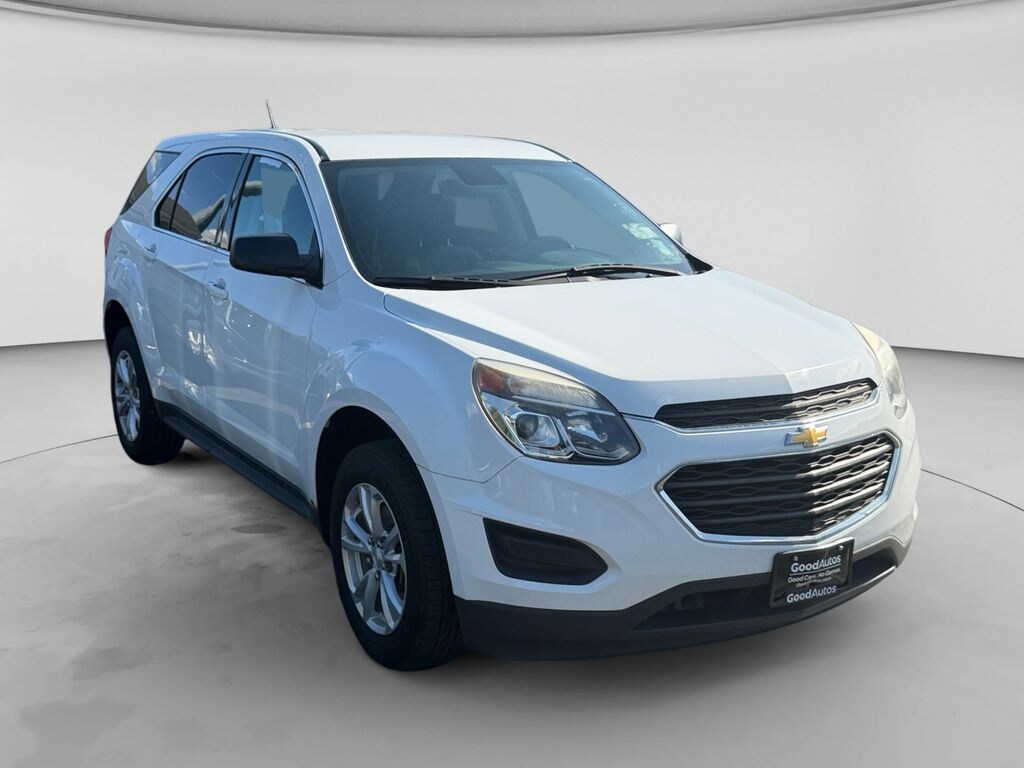 Used 2017 Chevrolet Equinox LS SUV