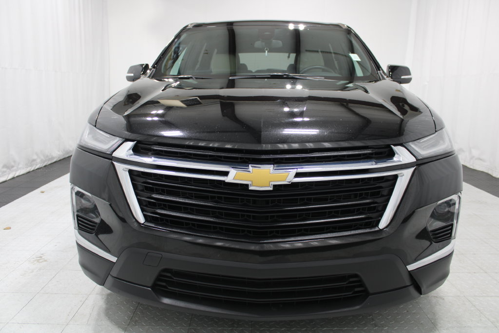 Used 2023 Chevrolet Traverse LS SUV