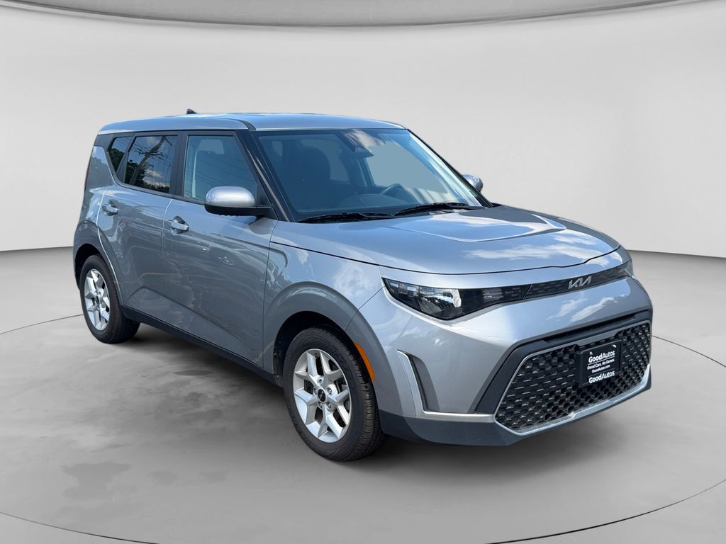 2025 Kia Soul LX - Photo 12
