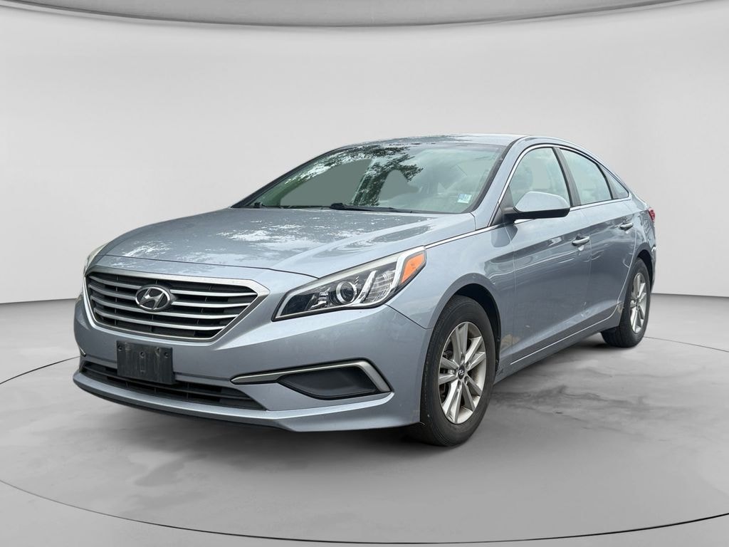 Used 2017 Hyundai Sonata SE Sedan