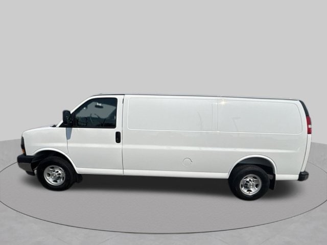 1GCWGBF7XS1253037