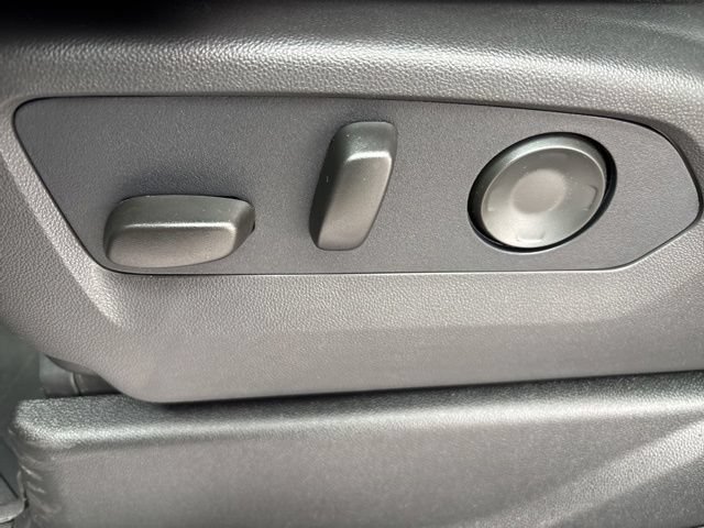 2026 Chevrolet Suburban Premier - Photo 14