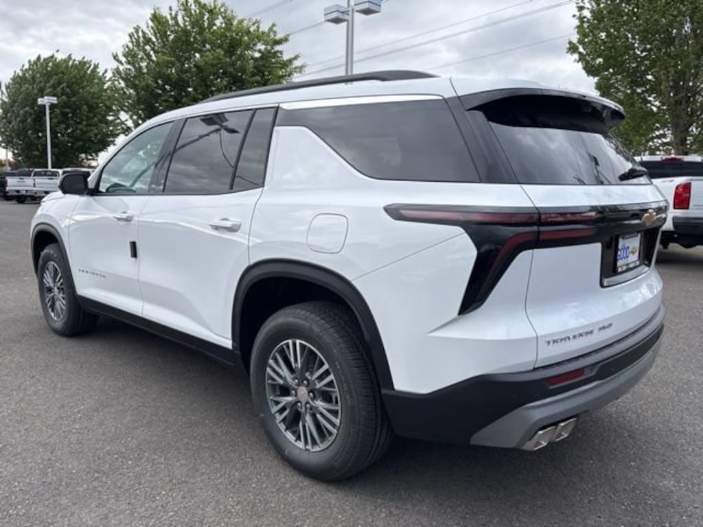 New 2026 Chevrolet Traverse LT SUV