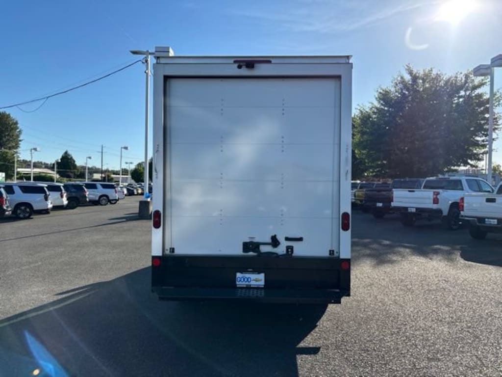 Used 2023 Ford Transit Cutaway