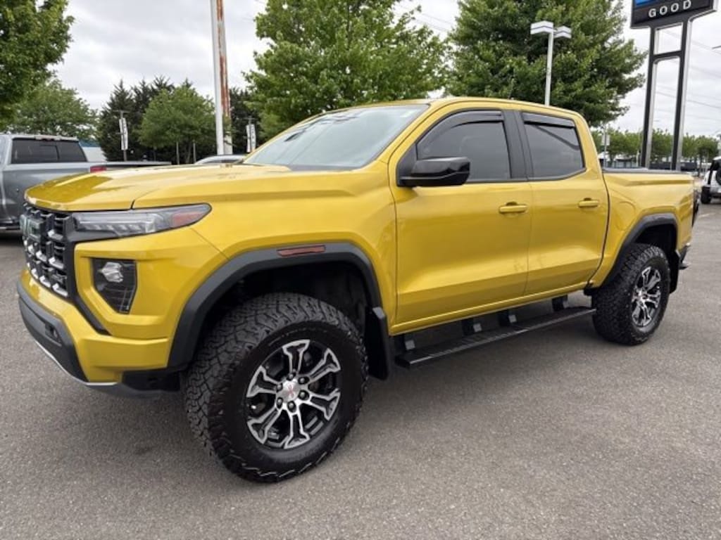 Used 2024 GMC Canyon AT4 Truck
