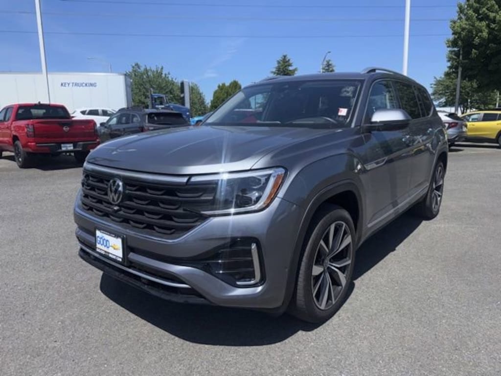 Used 2024 Volkswagen Atlas 2.0T SEL Premium R-Line