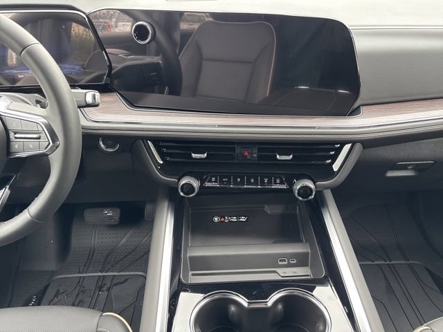 2026 Chevrolet Suburban Premier - Photo 9