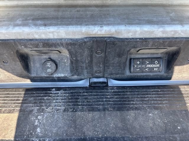 2022 Chevrolet Silverado 3500HD High Country - Photo 39