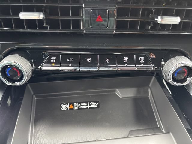 2026 Chevrolet Suburban Premier - Photo 20