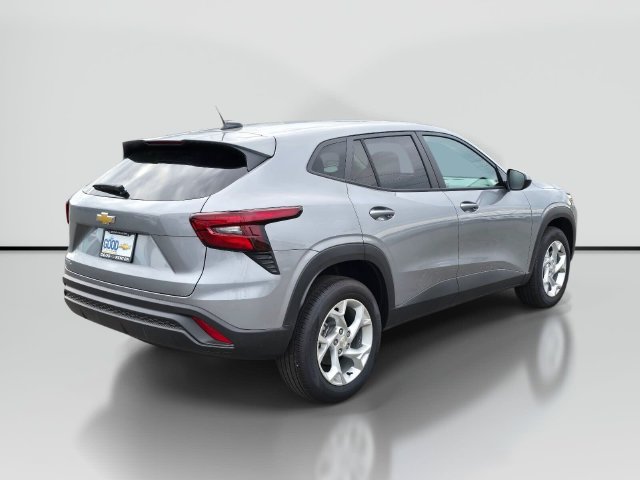 2026 Chevrolet Trax LS - Photo 37